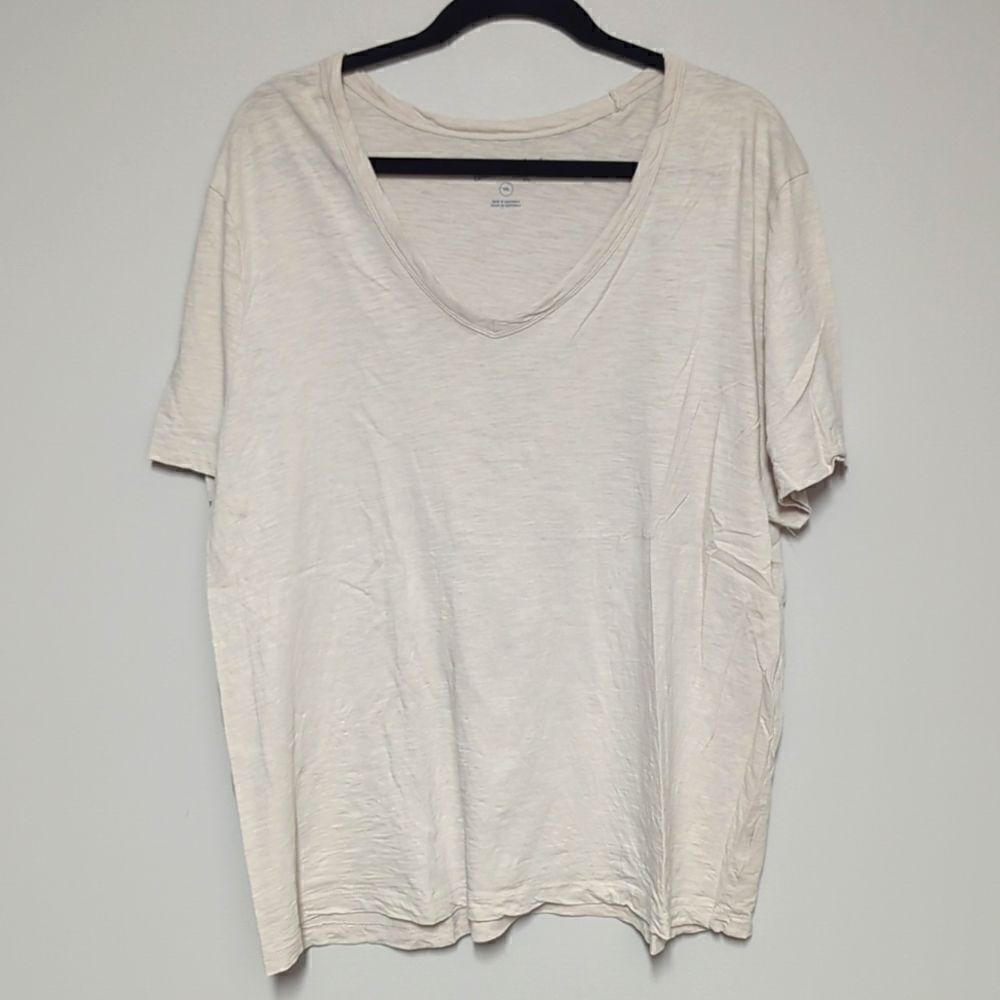 Universal Thread Stone V Neck Short Sleeve Shirt